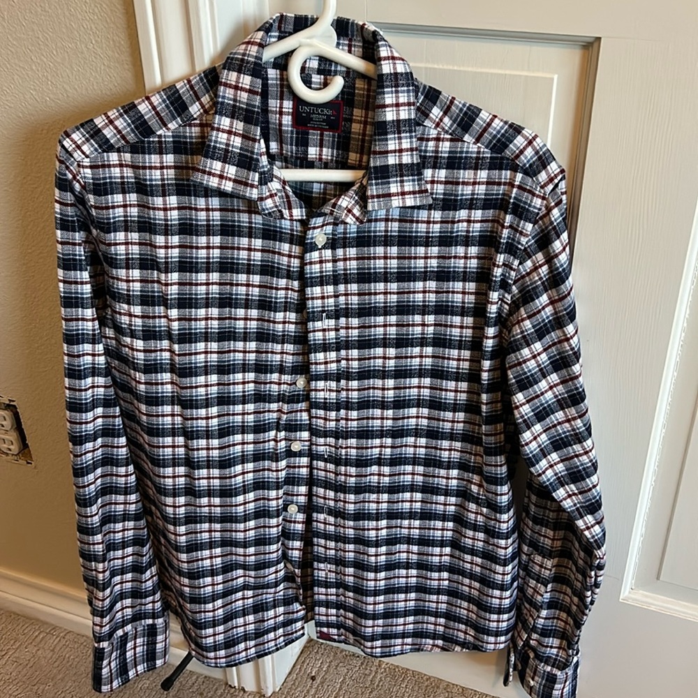 UNTUCKit, blue plaid flannel shirt, men’s size medium slim